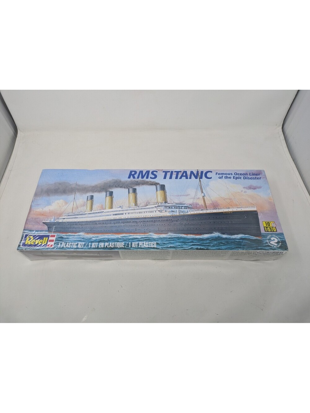 1:570 Revell RMS Titanic Model Kit - New & Sealed